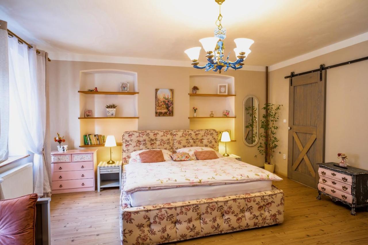 Rustic House V Luzickych Horach Apartment Jiretin pod Jedlovou Ngoại thất bức ảnh